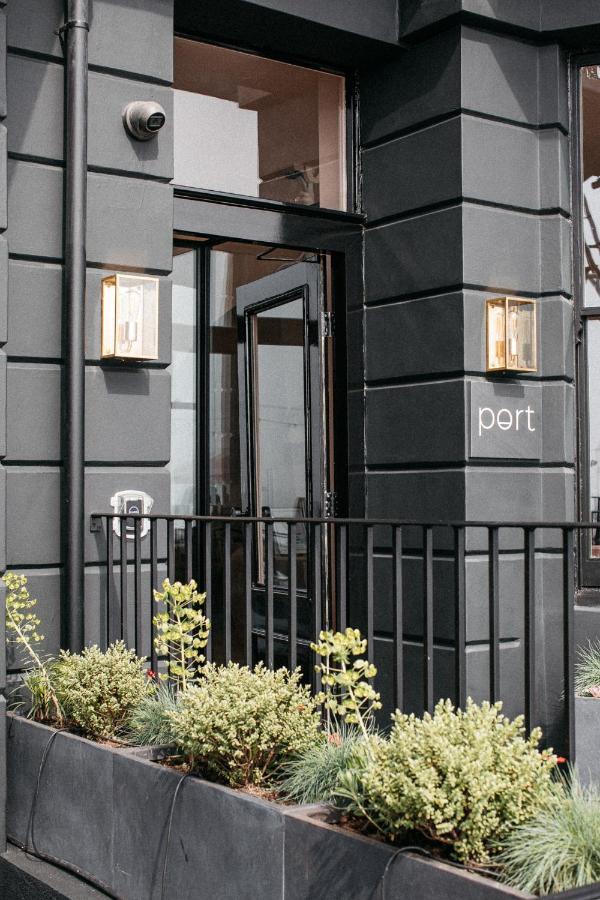 Port Hotel 이스트본 외부 사진
